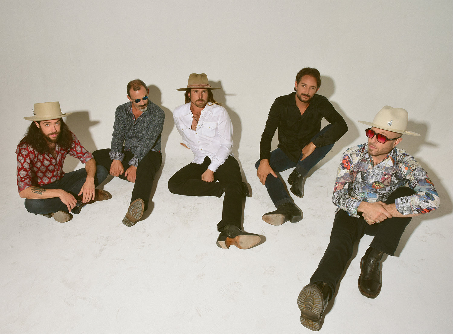 Turn Off The News (Build A Garden) Lukas Nelson